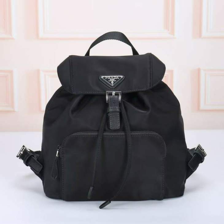 Picture of Prada Handbags _SKUfw221567028fw